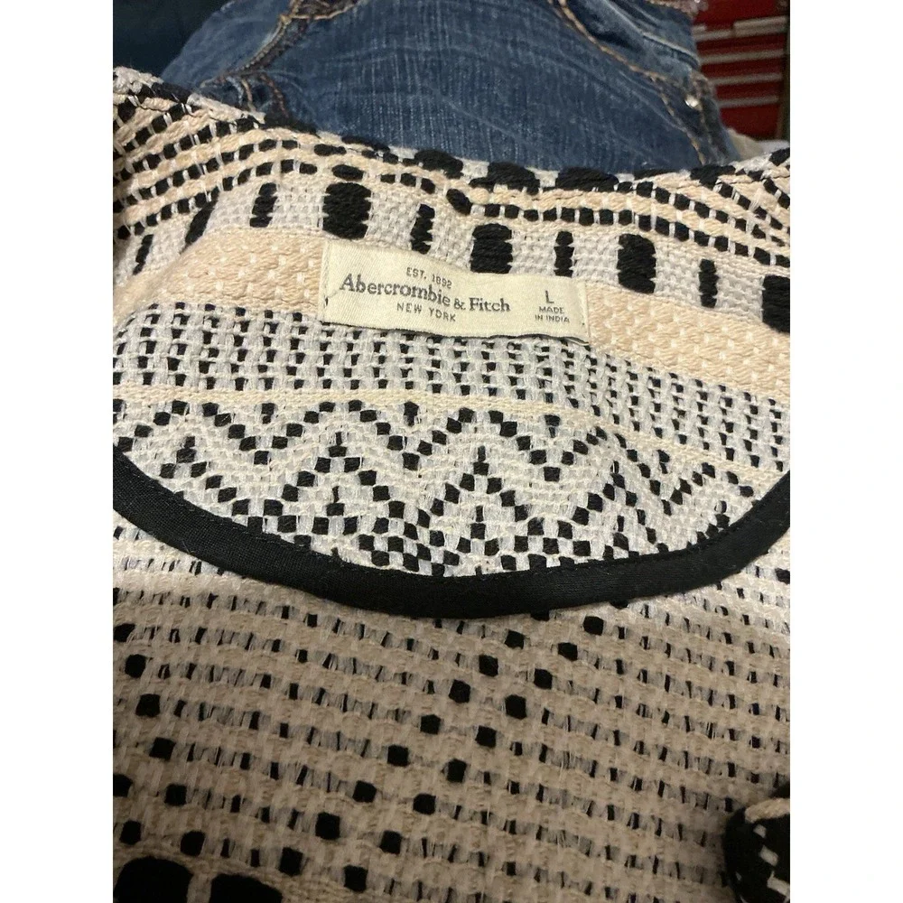 Abercrombie & Fitch Women Cropped Fringe Tapestry Jacket Aztec Print L NEW - Picture 6 of 6